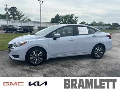 Used 2025 Nissan Versa SV w/ Trunk Package