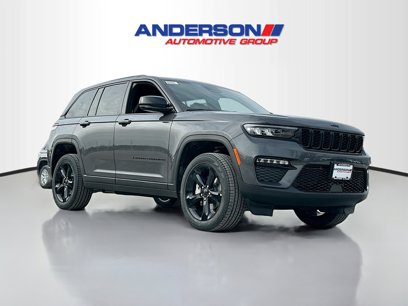 New 2025 Jeep Grand Cherokee Limited w/ Black Appearance Package