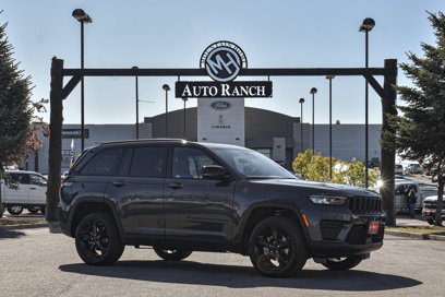 New 2025 Jeep Grand Cherokee Altitude