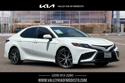 Used 2023 Toyota Camry SE