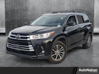 Used 2017 Toyota Highlander XLE