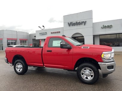 New 2024 RAM 2500 Tradesman w/ Chrome Appearance Group