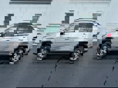 New 2025 Toyota RAV4 XLE