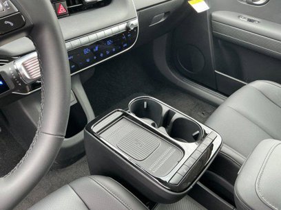 New 2025 Hyundai Ioniq 5 SEL