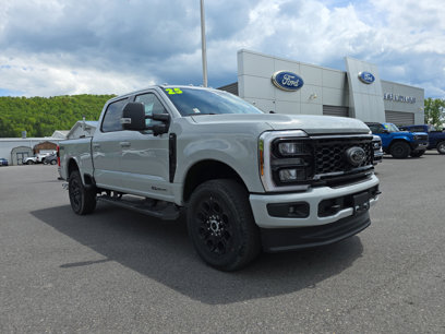 New 2025 Ford F250 XLT w/ Black Appearance Package
