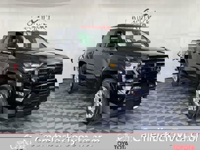 New 2025 Toyota Tacoma SR5