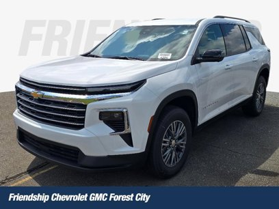 New 2025 Chevrolet Traverse LT w/ Driver Confidence Package