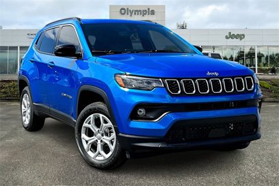 New 2024 Jeep Compass Latitude w/ Sun and Sound Group