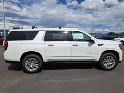 New 2024 GMC Yukon XL Denali w/ Advanced Technology Package
