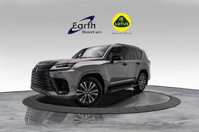 Used 2023 Lexus LX 600 4WD w/ Premium Package