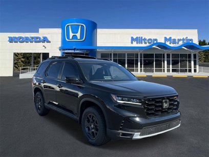 New 2025 Honda Pilot TrailSport