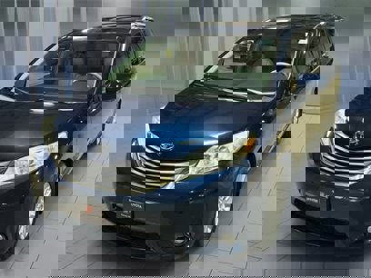 Used 2011 Toyota Sienna XLE