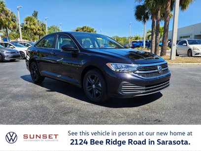 Certified 2022 Volkswagen Jetta SE w/ Panoramic Sunroof Package