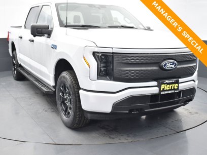 New 2025 Ford F150 Lightning XLT w/ Max Trailer Tow Package