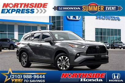 Used 2023 Toyota Highlander XLE