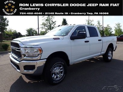 New 2024 RAM 2500 Tradesman w/ Chrome Appearance Group