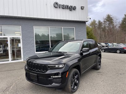 New 2025 Jeep Grand Cherokee Limited w/ Black Appearance Package
