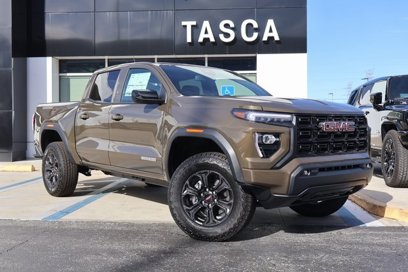 New 2025 GMC Canyon Elevation w/ Convenience Package