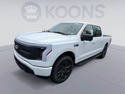 New 2024 Ford F150 Lightning 4x4 SuperCrew