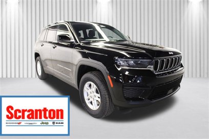 New 2025 Jeep Grand Cherokee Laredo w/ Luxury Tech Group I