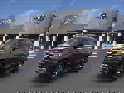 New 2024 Ford Expedition XLT