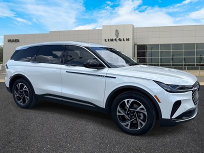 New 2025 Lincoln Nautilus Premier