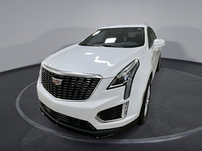 New 2025 Cadillac XT5 Luxury