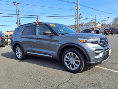 Certified 2021 Ford Explorer XLT w/ Equipment Group 202A