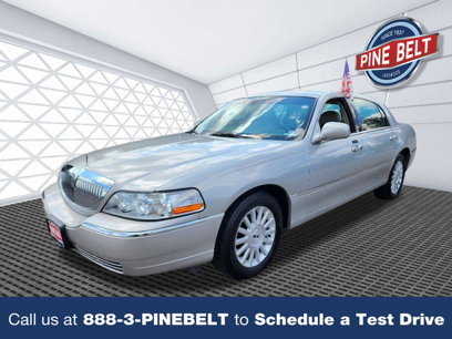 Used 2004 Lincoln Town Car Signature