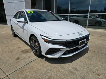 Certified 2024 Hyundai Elantra SEL w/ Convenience Package
