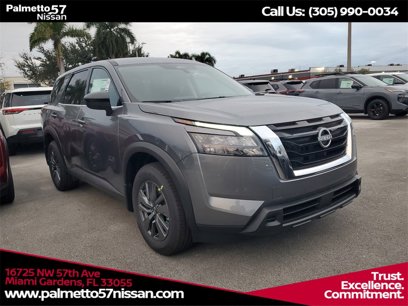 New 2025 Nissan Pathfinder S