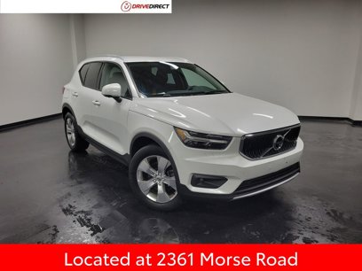 Used 2021 Volvo XC40 T5 Momentum