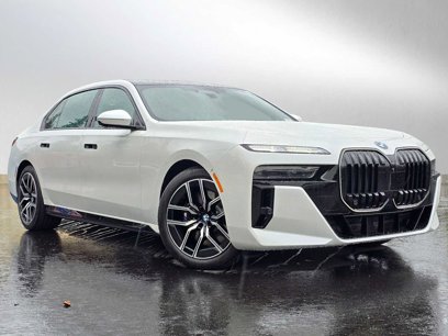 New 2025 BMW 740i xDrive w/ Executive Package