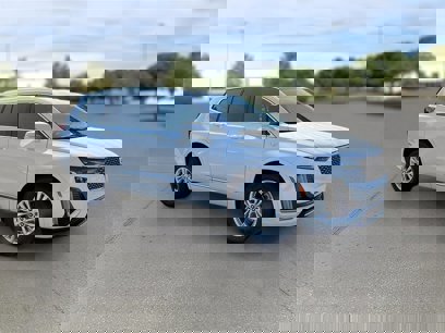 New 2025 Cadillac XT6 Luxury w/ LPO, Floor Liner Package