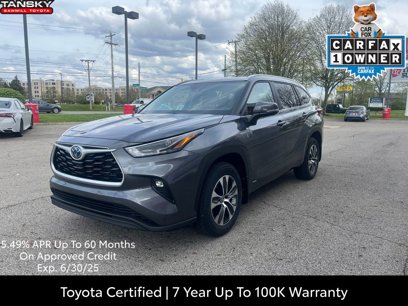 Used 2024 Toyota Highlander XLE
