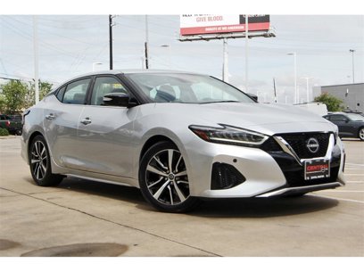 Certified 2023 Nissan Maxima SV w/ Floor Mat Group