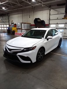 Used 2021 Toyota Camry SE