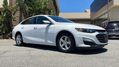 Used 2020 Chevrolet Malibu LS w/ Driver Confidence Package II