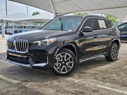 New 2025 BMW X1 xDrive28i w/ Premium Package