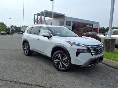 New 2025 Nissan Rogue SL w/ SL Premium Package