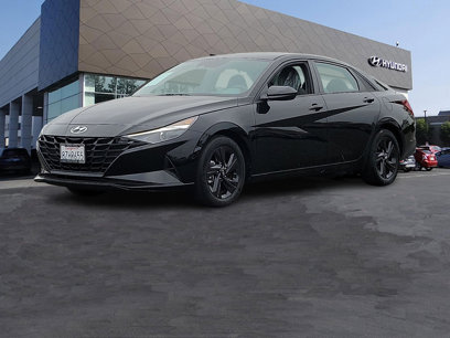 Used 2022 Hyundai Elantra SEL w/ Preferred Accessory Package