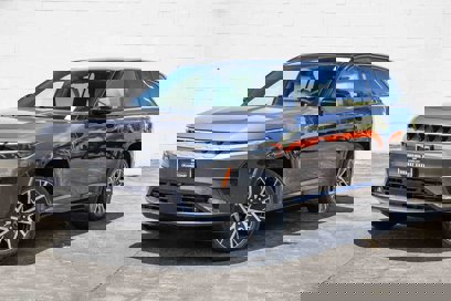 New 2025 Jeep Wagoneer Limited