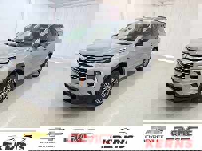 New 2025 Chevrolet Traverse LT