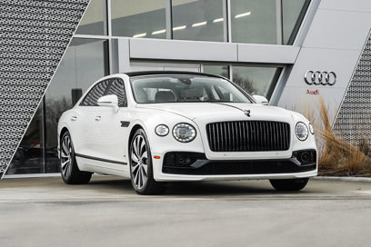 Used 2021 Bentley Flying Spur V8