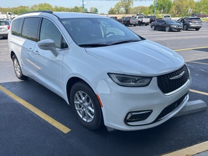 Used 2022 Chrysler Pacifica Touring-L