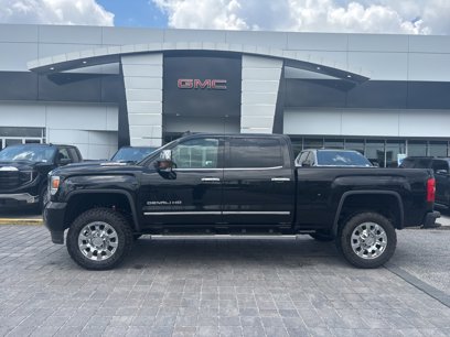 Used 2019 GMC Sierra 2500 Denali w/ Duramax Plus Package