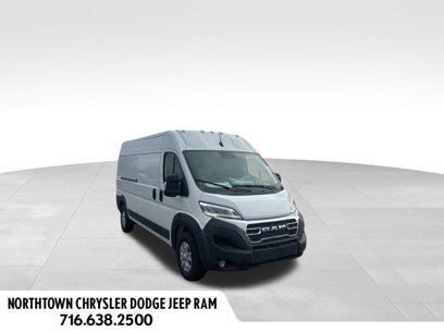 New 2025 RAM ProMaster 2500 w/ Quick Order Package 22G SLT