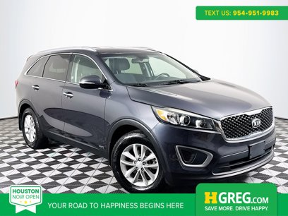 Used 2016 Kia Sorento LX w/ LX Convenience Package