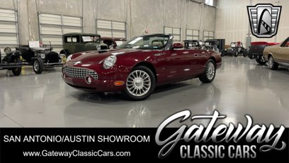 Used 2004 Ford Thunderbird