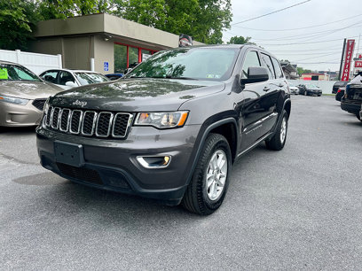 Used 2019 Jeep Grand Cherokee Laredo